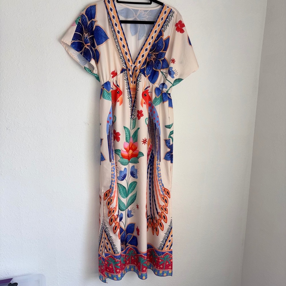 Tropical Parrot Maxi Dress cover up One Size Cream Floral V-Neck Excellent Slit